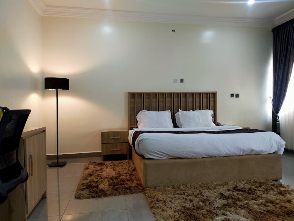 Flexible Business Suites