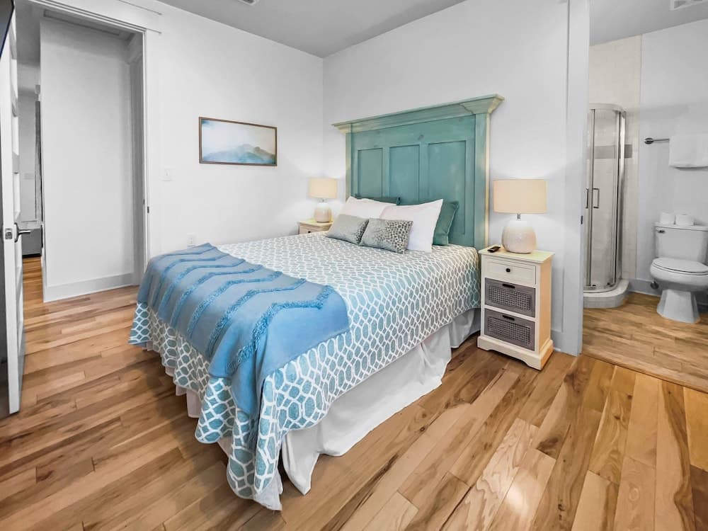 Ciao Bella 7 Bedroom Home by Redawning