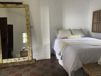 Casa 1800 Los Naranjos Boutique Hotel