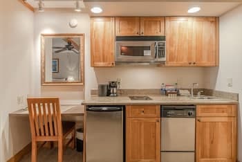 2 King Studio Unit In The Base Area Condo - No Cleaning Fee! by Redawning