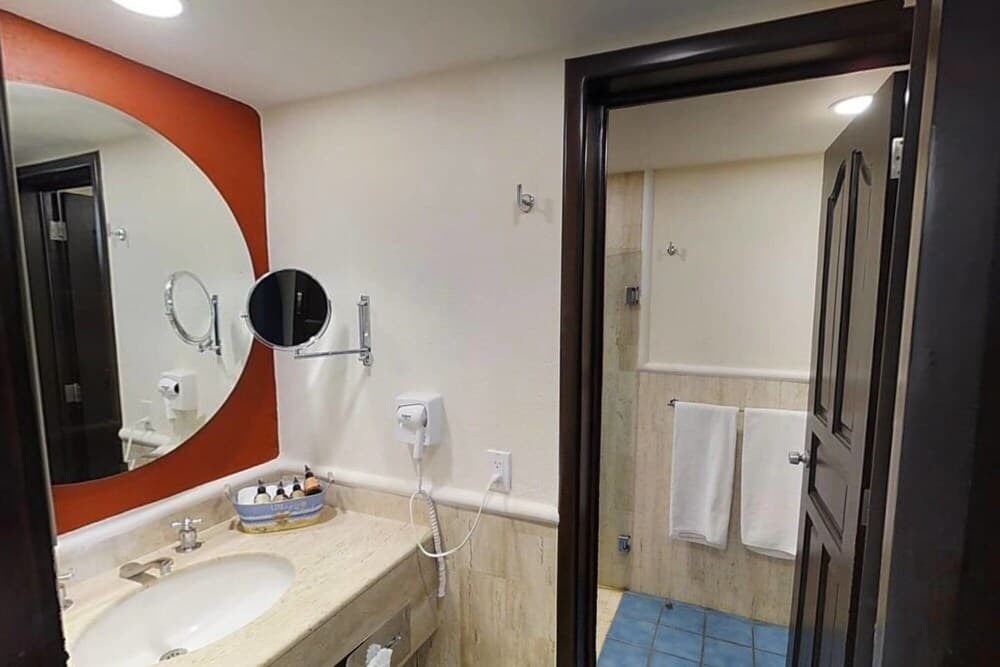 Superb Studio in Front of Marina in Cabo San Lucas