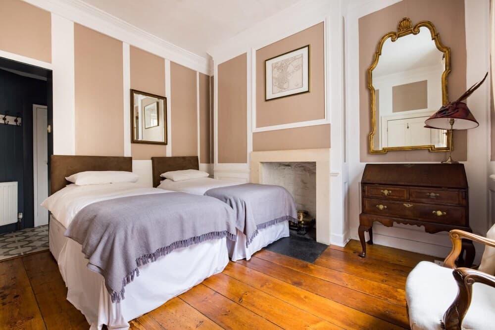 Spacious Homely Georgian Town House Central Bath