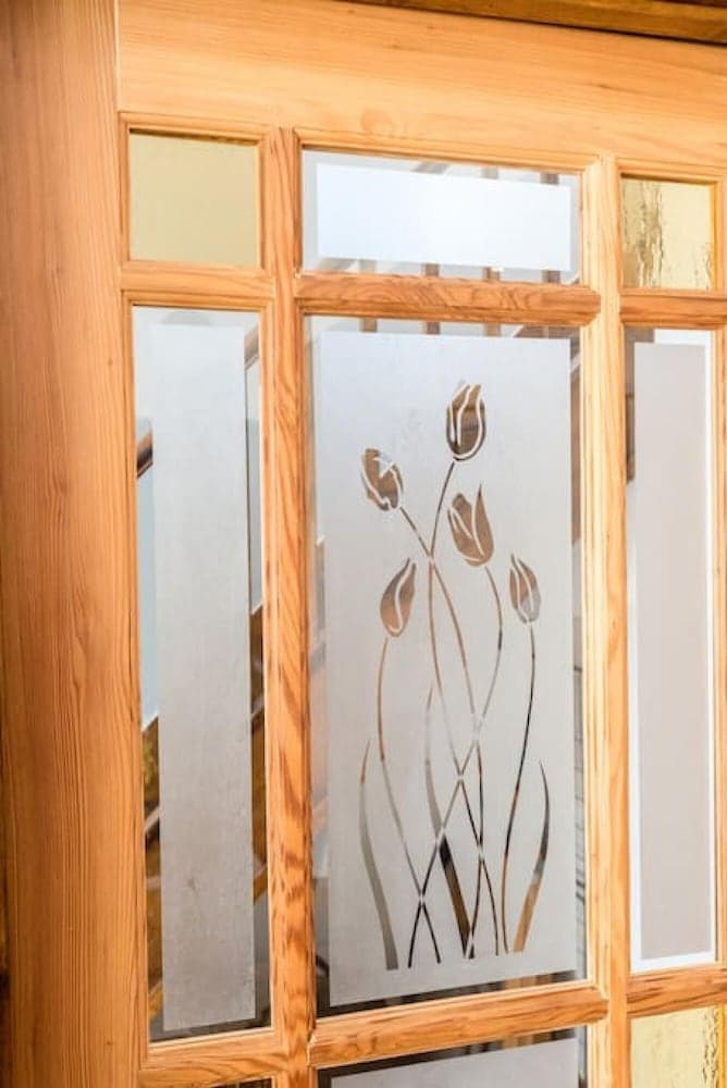 Charming 3 BR House - Garden Parking Near CS Lewis Park