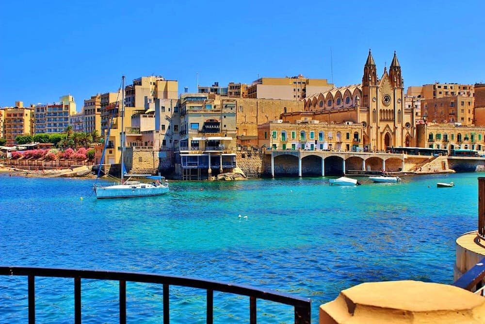Magical Rooftop Penthouse Best Location IN Sliema
