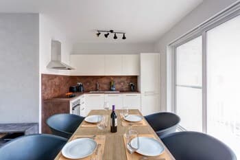 Brand New Designer Finished Apartment Central Location