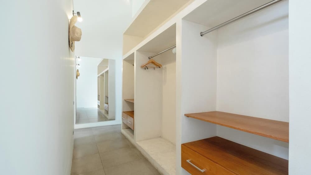 Villa Alice Satu by Villa Finder