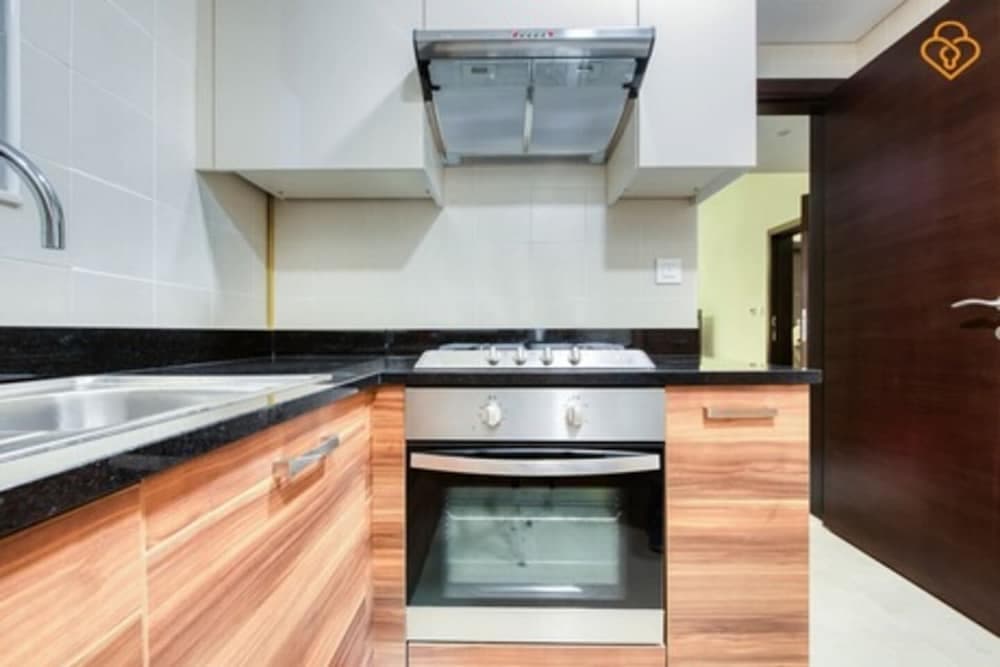 Spakle Building 2 Dubai Marina - Apartment 1007