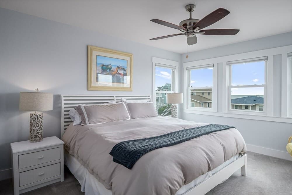 Bozeman Beach 4 Bedroom Home by Redawning