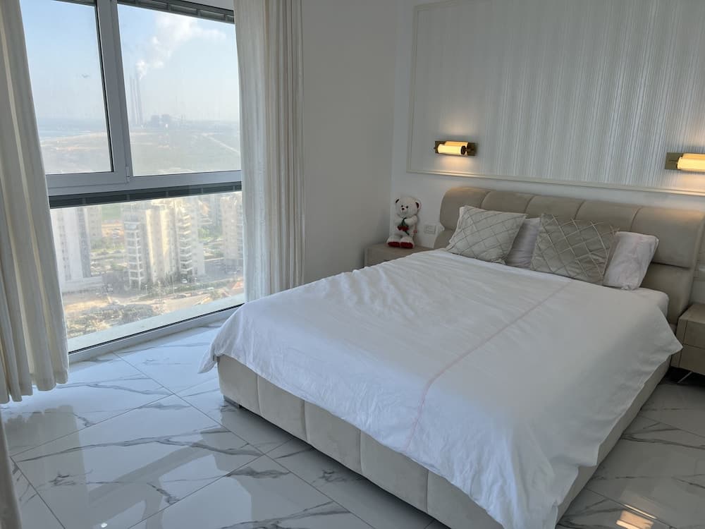 Prince Palace Hadera White Beach