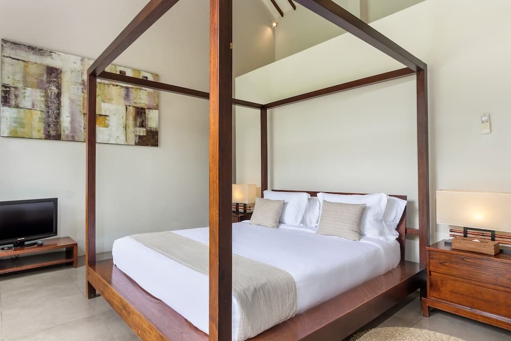 Villa Alice Dua by Villa Finder