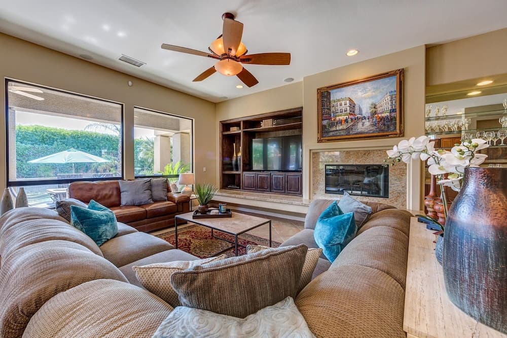 Sojourn - Aurora in Indio