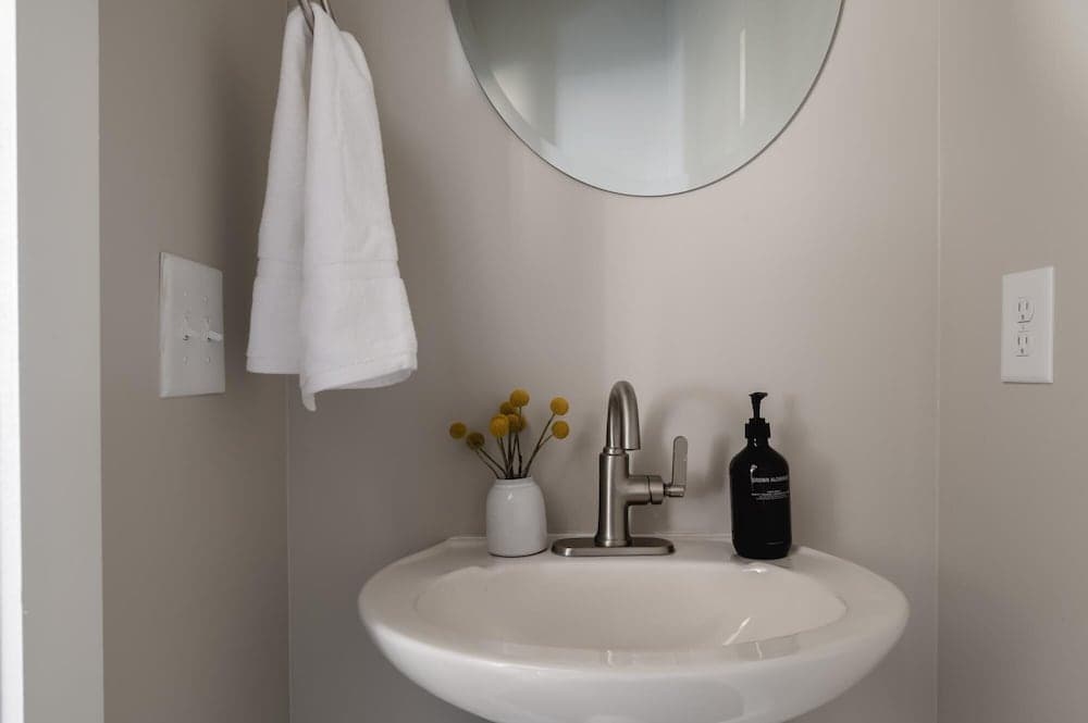 Cherokee Unit 7 in Nashville