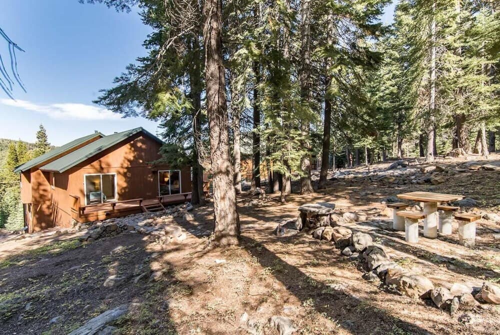 Pathway Ave Criterion 35 - Golden Summit