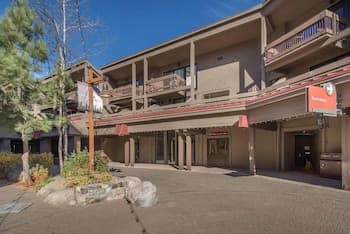 N Village Dr Criterion 29 - Flurry