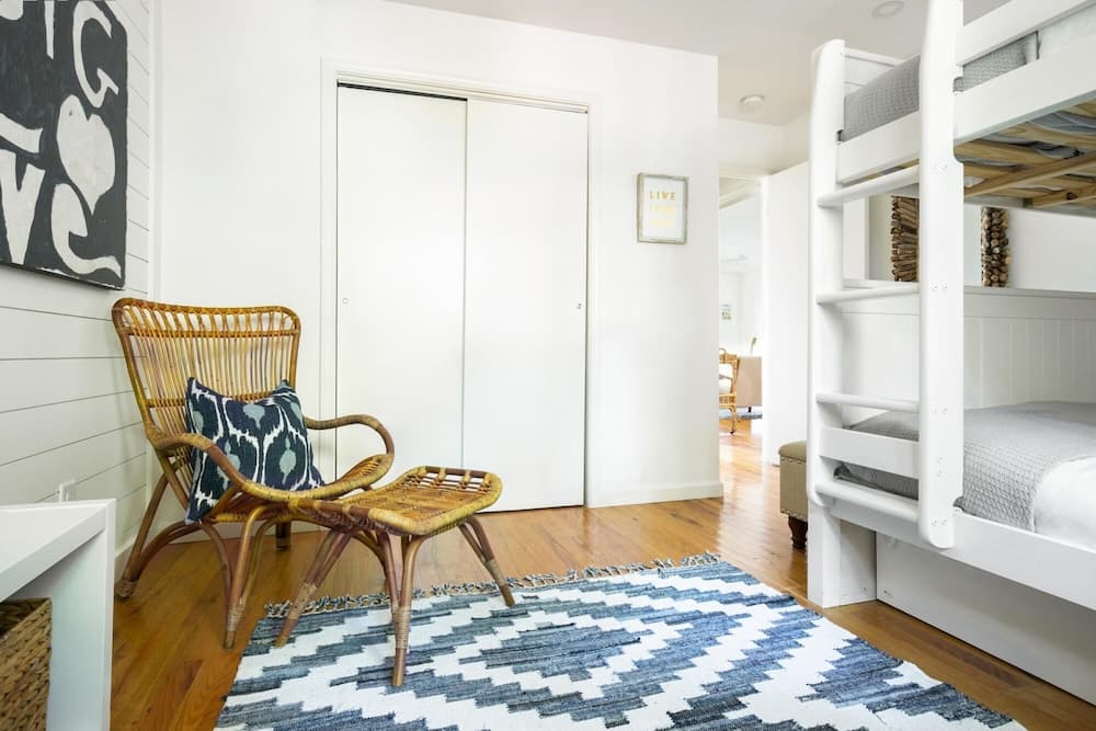 Twin Oaks - Sweet Tea