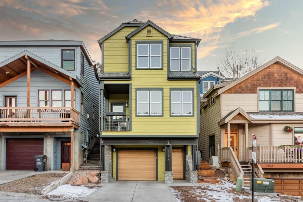 Empire Ave - Chartreuse