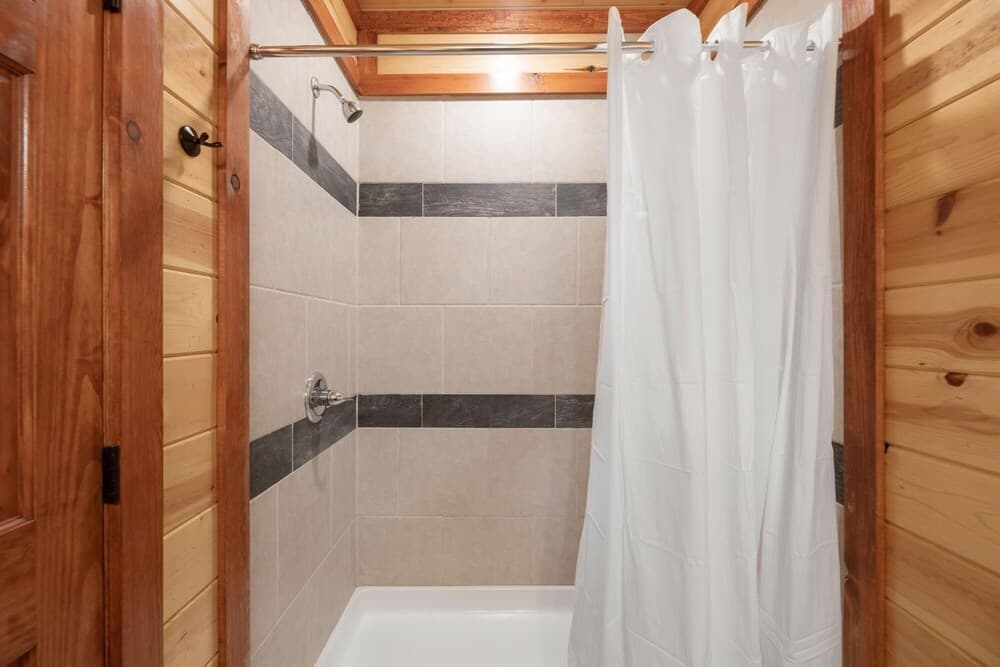 Nottingham Heights Way - Sugarland