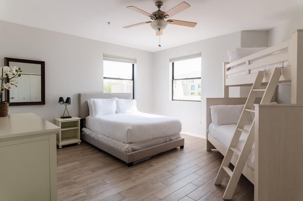 N 75th St Buyout - Ivory Buyout