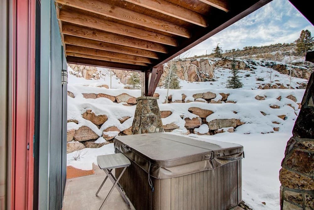 Coopers Collection 8 - Fairway Ski and Golf Retreat