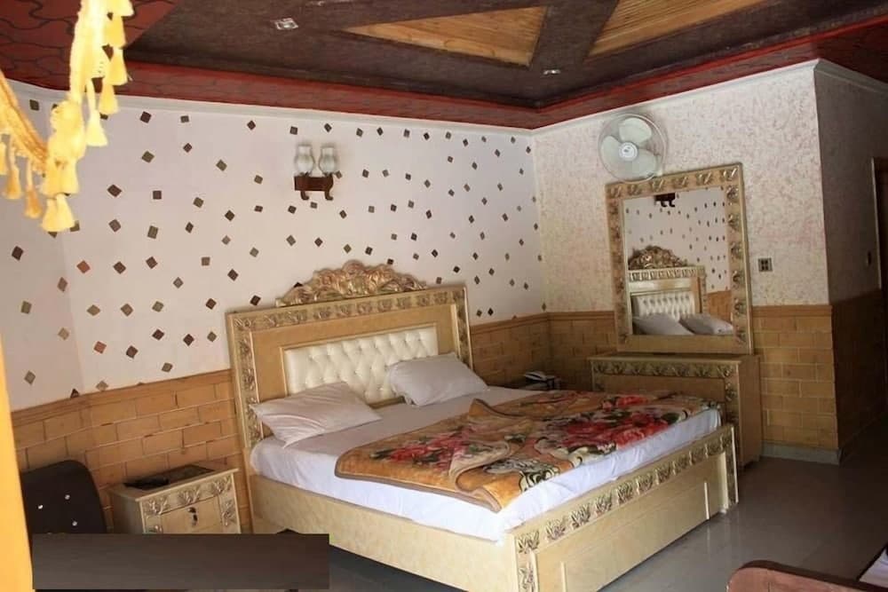 New Honey Moon Hotel