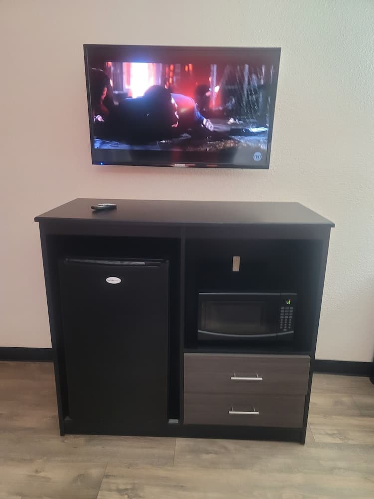 Econo Lodge Inn & Suites Downtown San Antonio