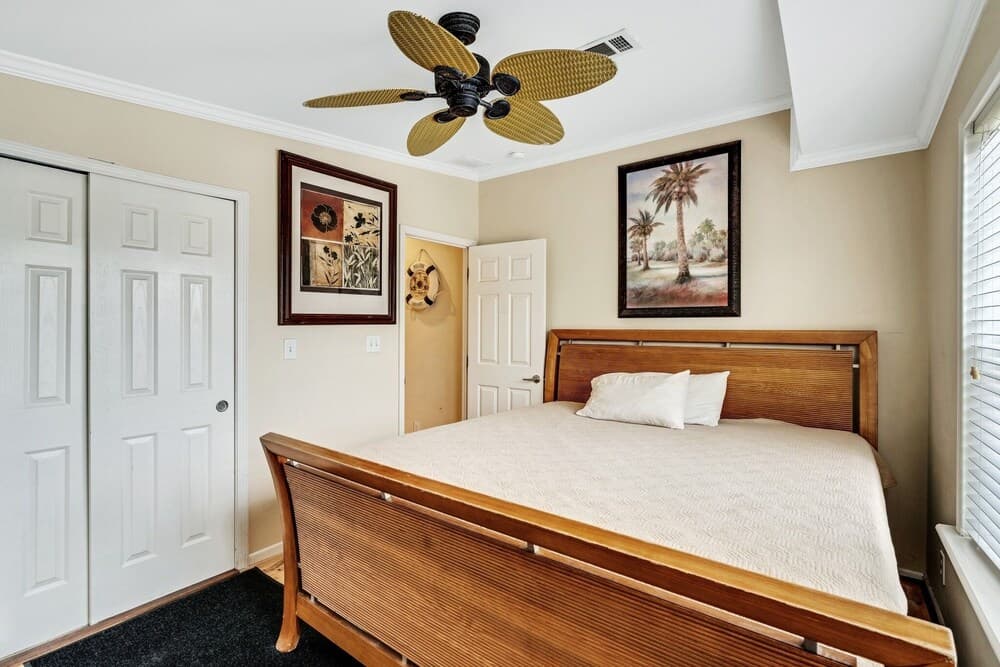 Siesta Key Resort Home Just Steps To The Beach! 6 Bedroom Estate by Redawning