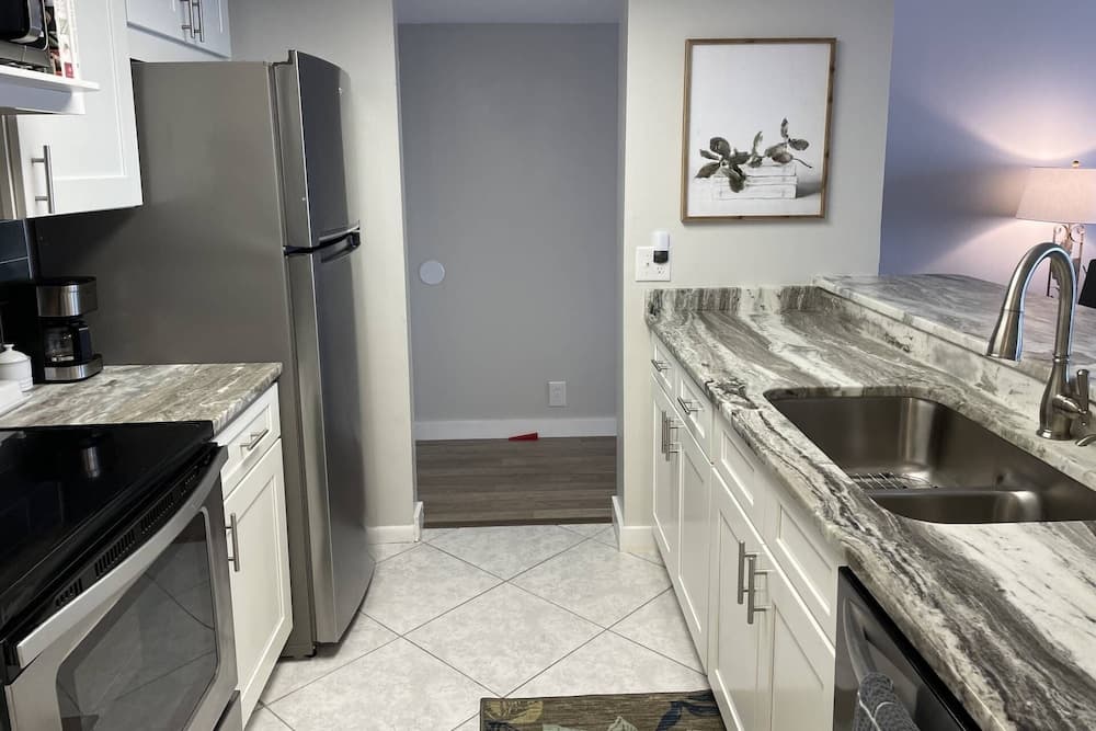 Palm Beach Landings A606