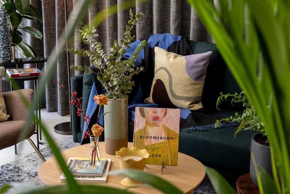 Cove Landmark Pinnacle