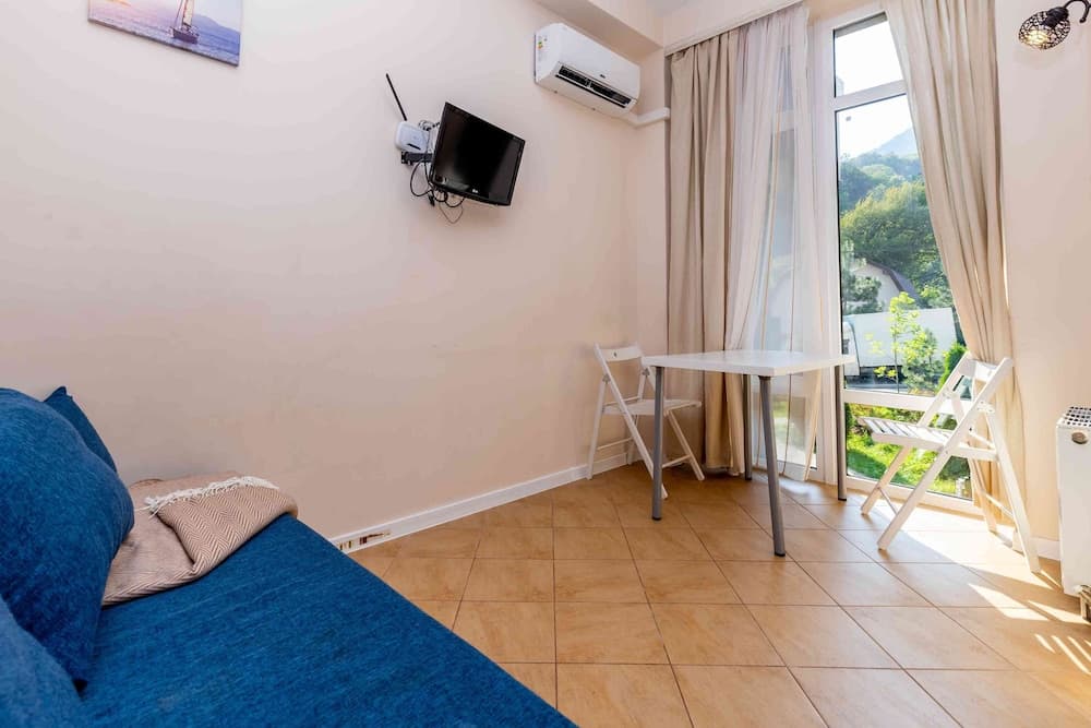 More Apartments na Turchinskogo 10 2