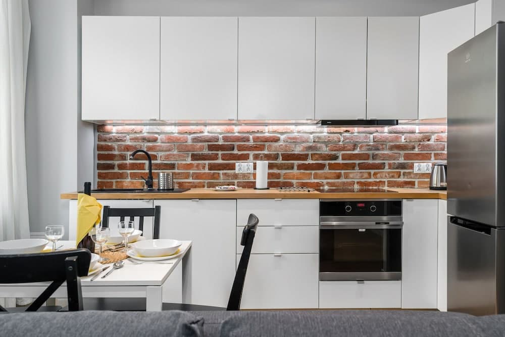 Two Bedroom Apartment Garbary by Renters