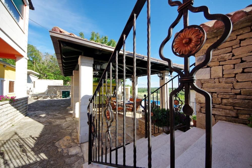 Villa Zvonko With Private Pool