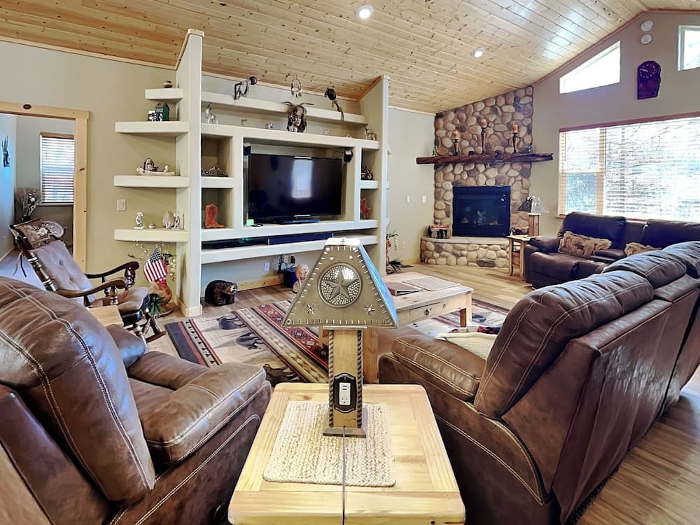 Heavenly Pines by Ruidoso Vacation Rentals