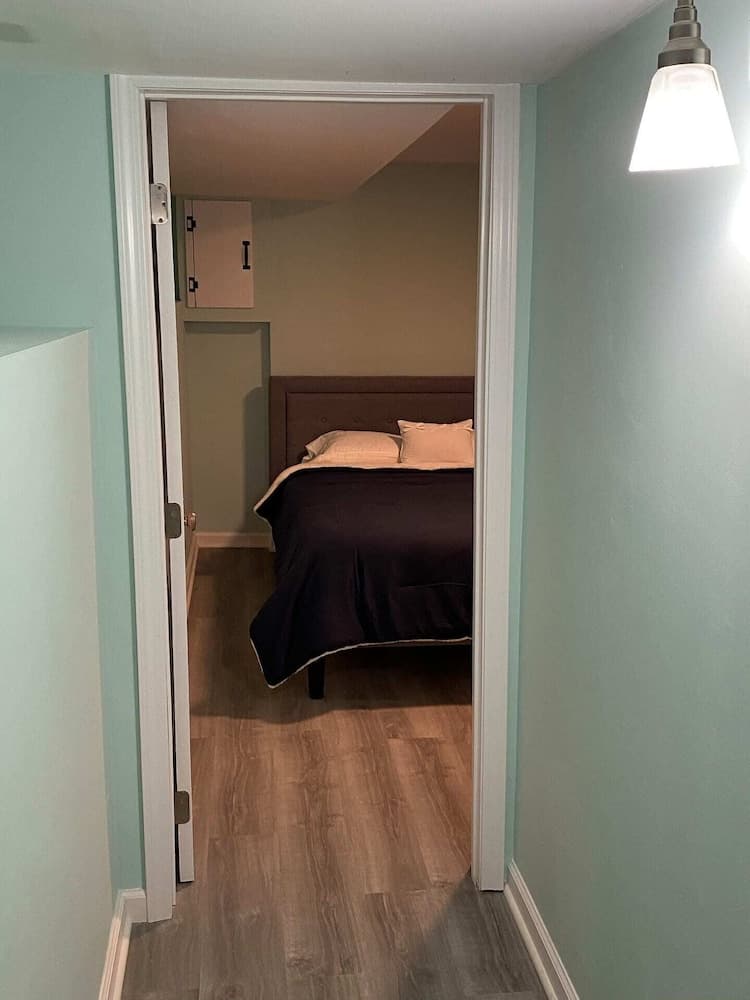 Country Living Patio Apartment in Town