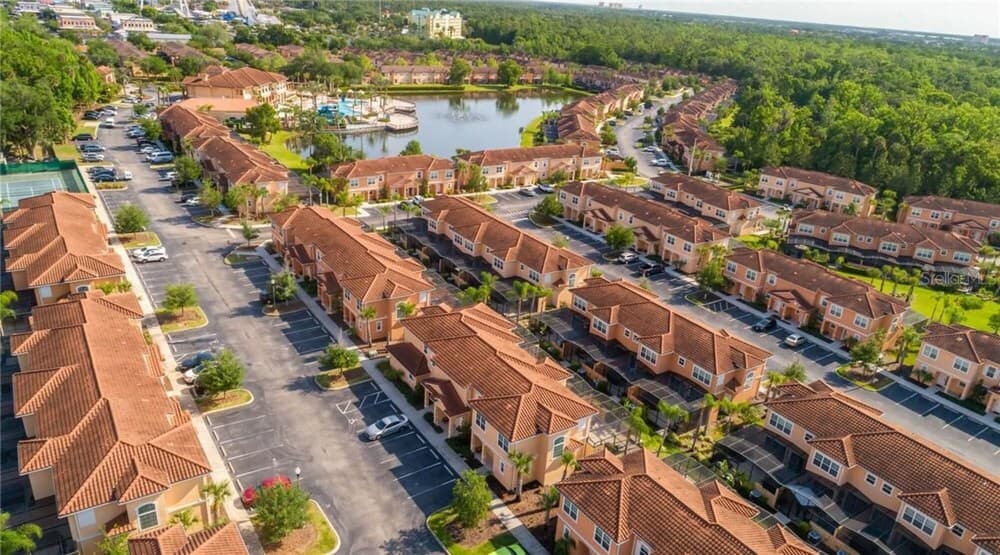 Charming 4Bd Close to Disney Regal Oaks 2783