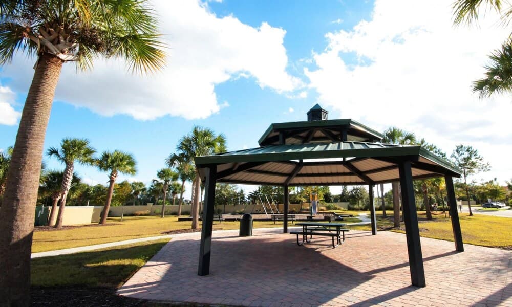 Splendid 4 Bedroom Home Close to Disney 5168