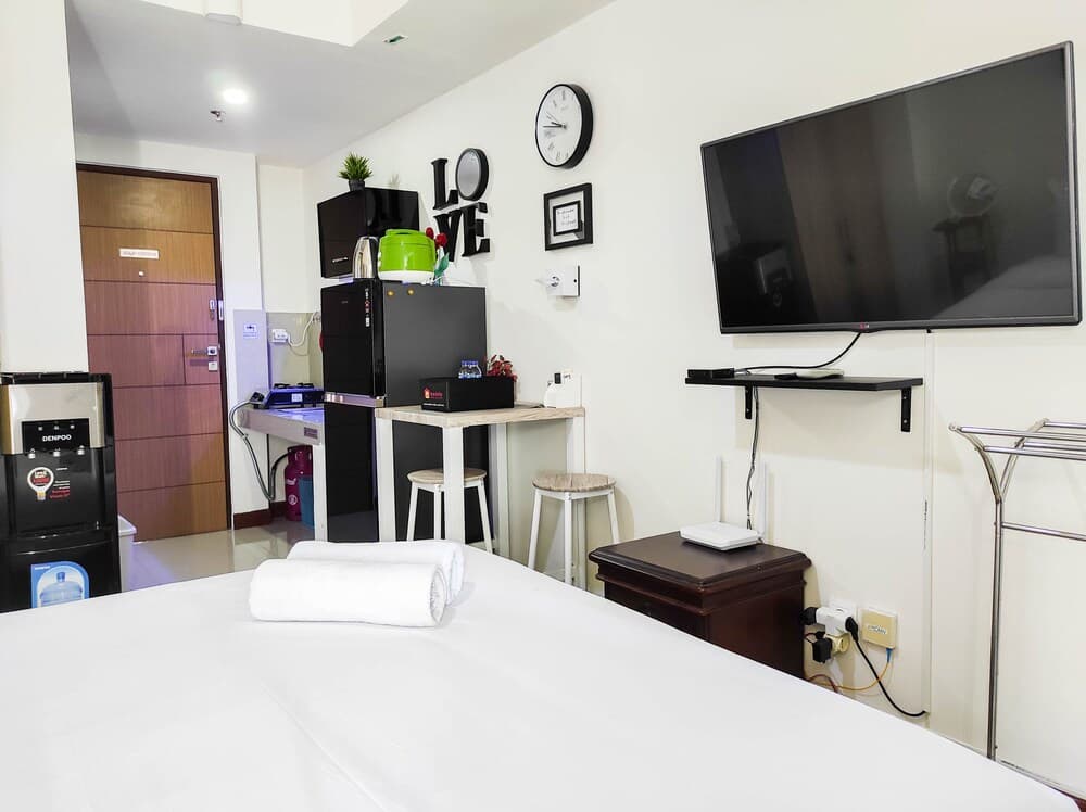 Cozy Stay Studio At Vida View Makassar Apartment