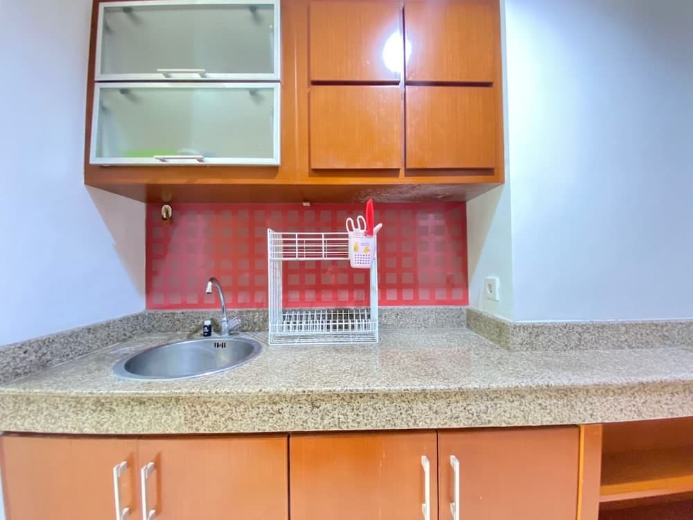 Well Appointed Studio Apartment At Galeri Ciumbuleuit 1