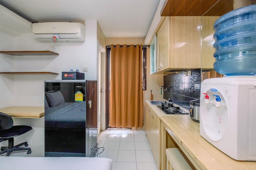 Cozy And Simply Studio At Kebagusan City Apartment
