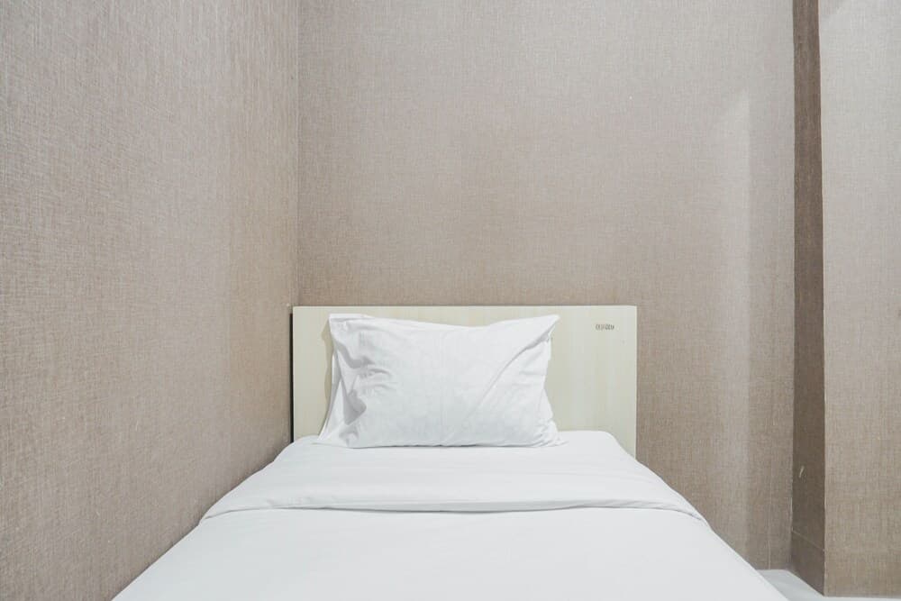 Comfort Living 2Br At Green Pramuka City Apartment