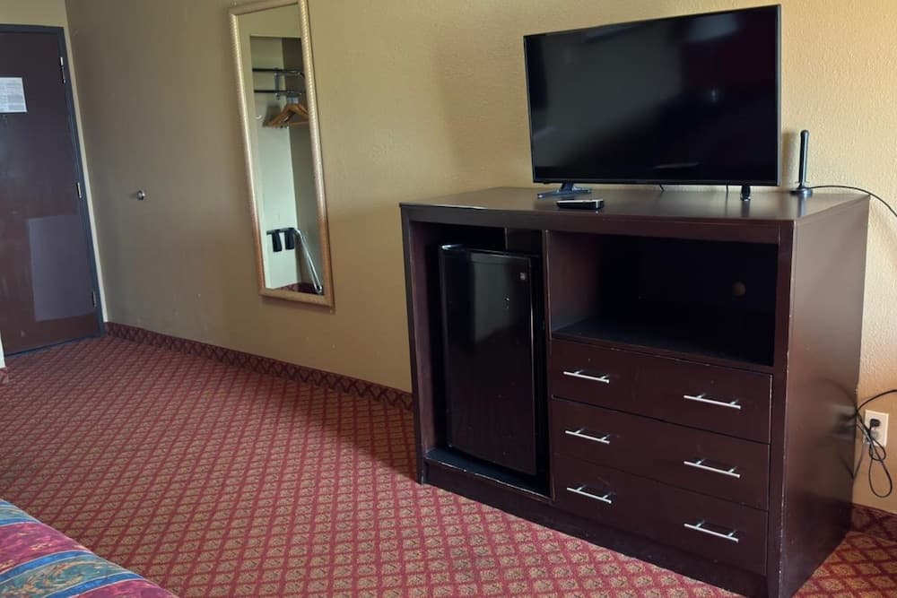 Broadway Inn & Suites OKC