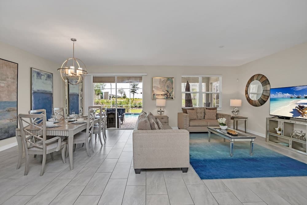 8840 Cruden Bay Court