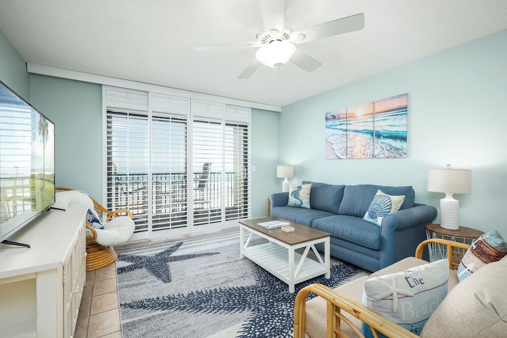 Summerhouse by Distinctive Beach Rentals