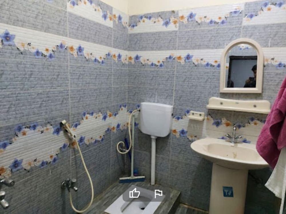 Clouds View Hotel & Restaurant