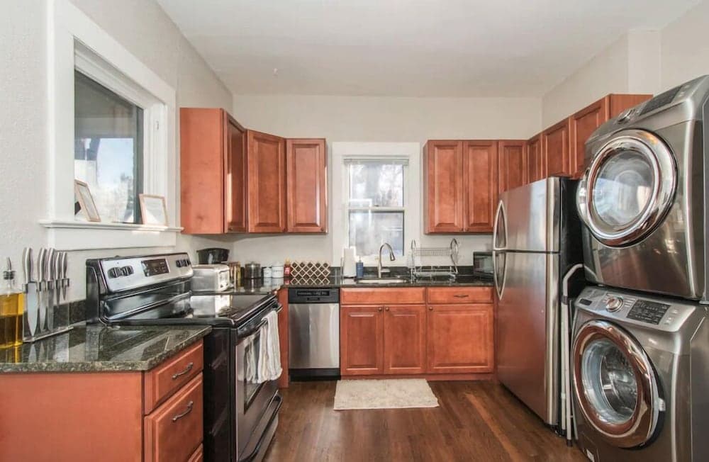 Historical Bungalow Near CSU & Old Town!