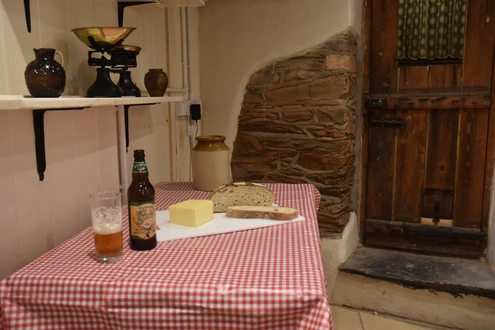 Riverside Cottage Brendon