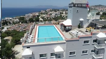 Silver Tower Residence