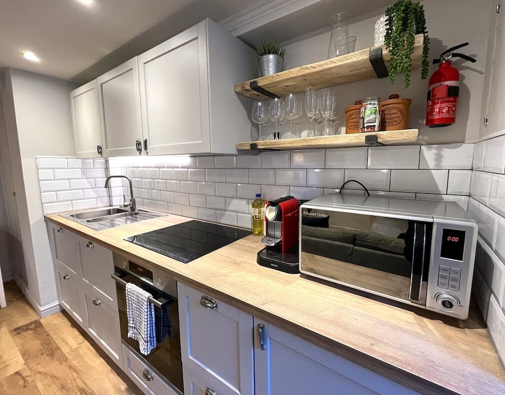 Stylish Studio Apartment in Clifton Village