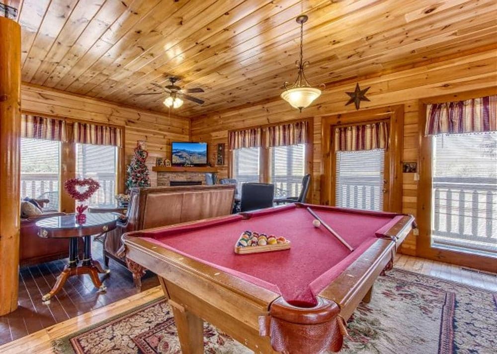 Bear Foot Lodge #308