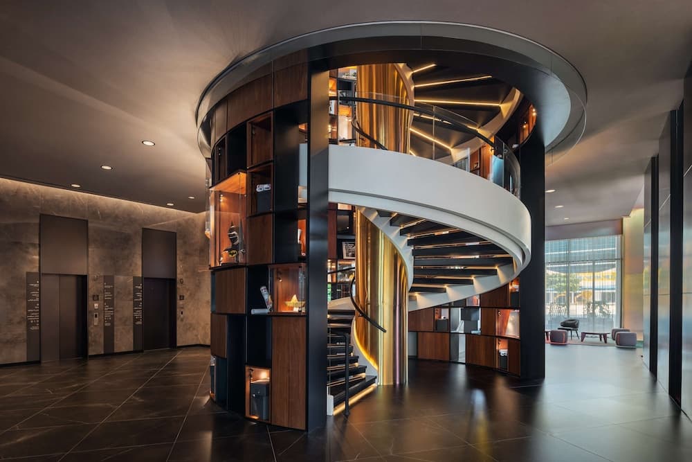 The WB Abu Dhabi, Curio Collection by Hilton