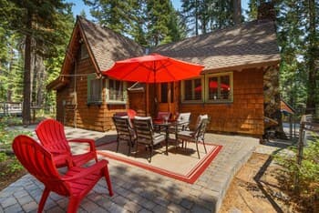 Dancing Cubs Camp - Hot Tub 2 Bedroom Cabin by Redawning